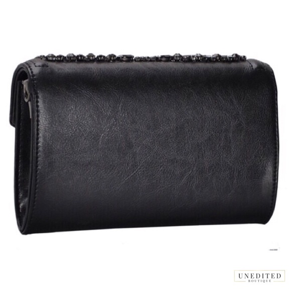 NWT - Cynthia Crystal Embellished Clutch - Picture 2 of 5